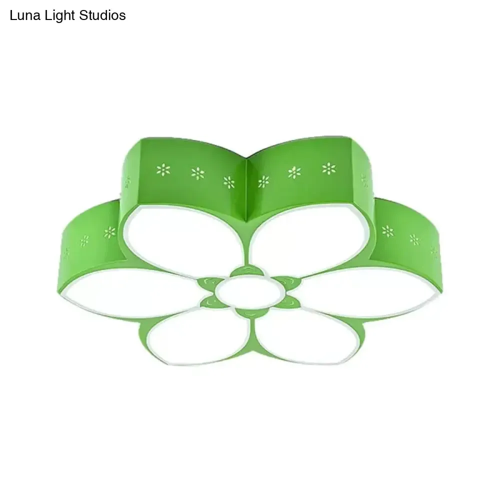 18"/23.5" Etched Blossom LED Flush Mount Ceiling Light in Vibrant Red/Yellow/Green