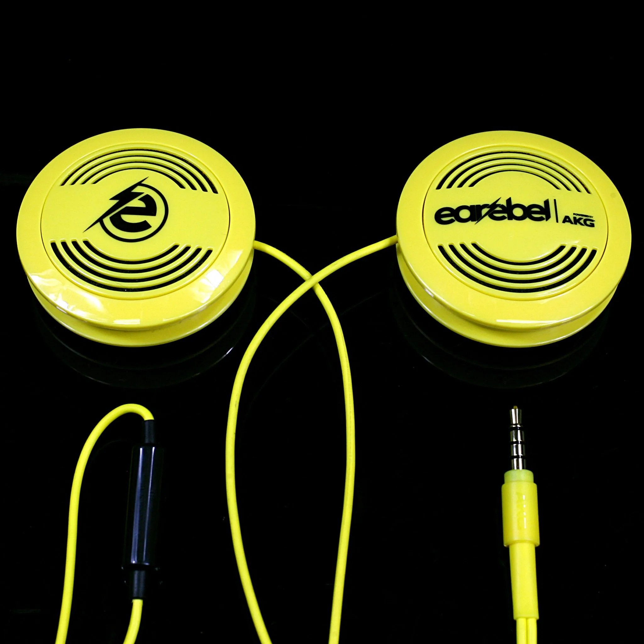 CABLE HEADPHONES - powered by AKG®