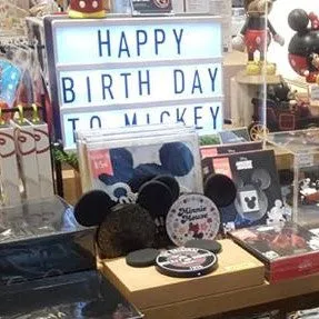 Disney Mickey's 90th Wireless Charging Pad