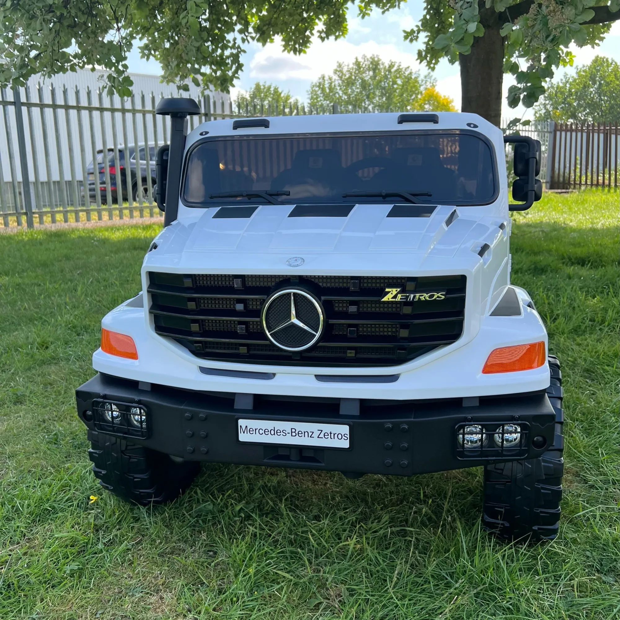 Mercedes Zetros Truck