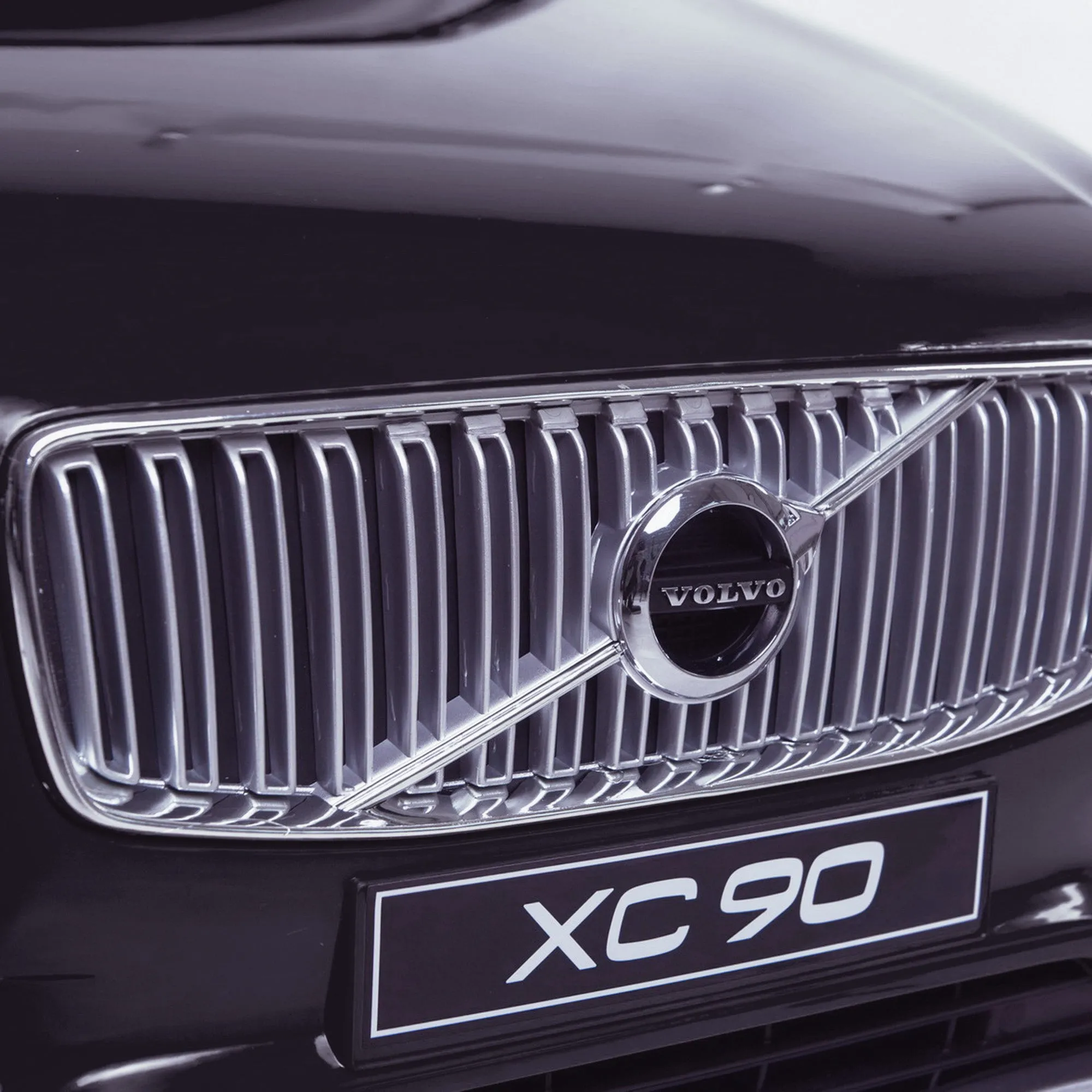 Volvo XC90 - Licensed